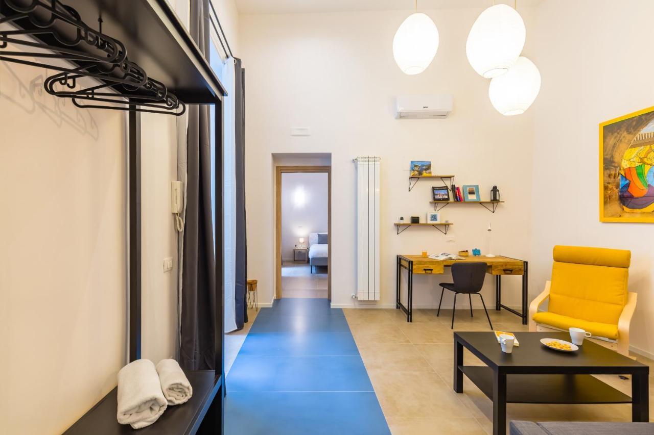 Art Apartment At Sanita By Wonderful Italy Naples Exterior photo