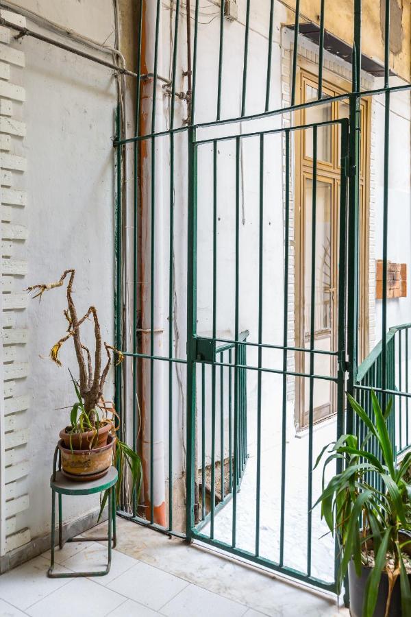 Art Apartment At Sanita By Wonderful Italy Naples Exterior photo
