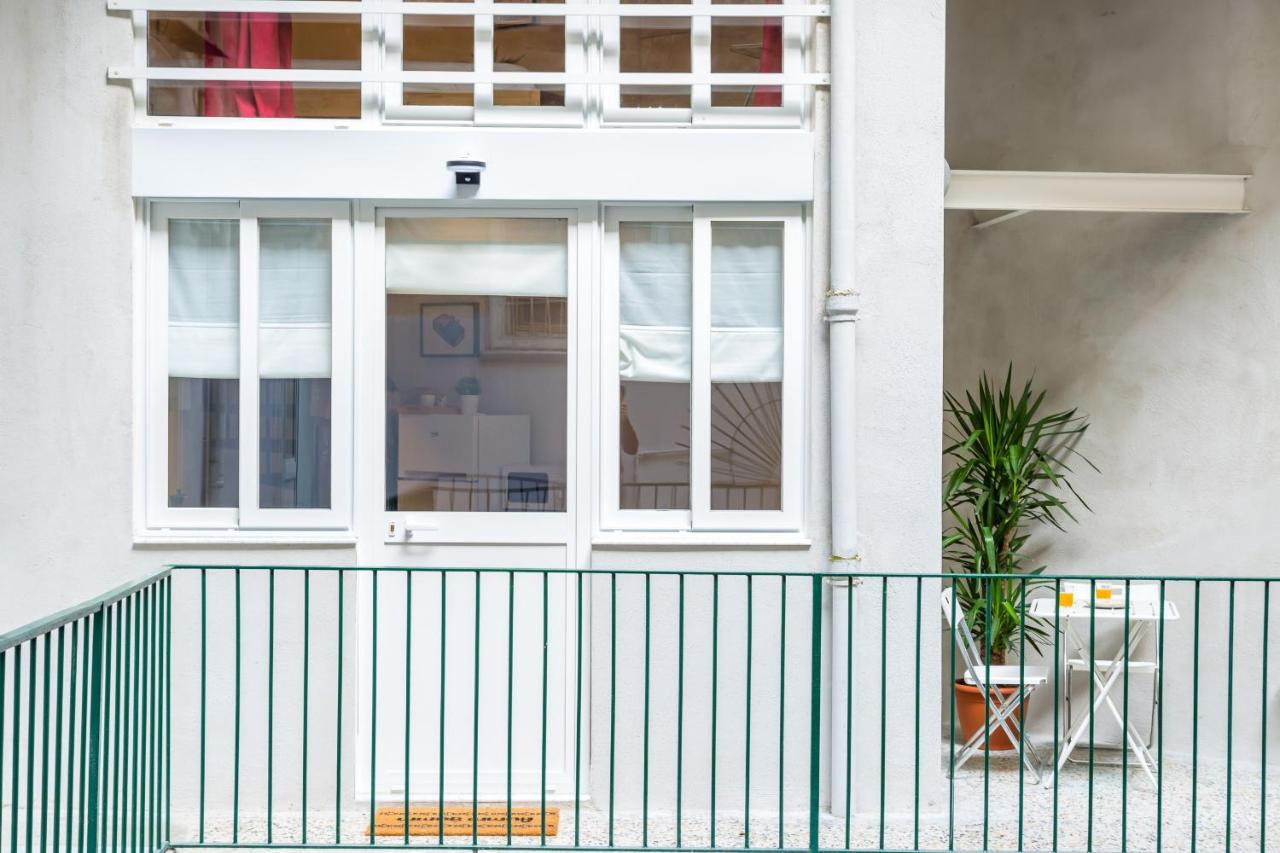 Art Apartment At Sanita By Wonderful Italy Naples Exterior photo